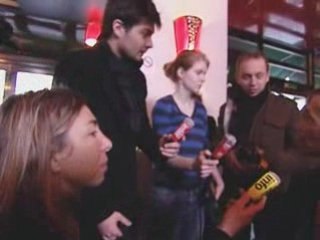 "Barack Obama" répond aux journalistes