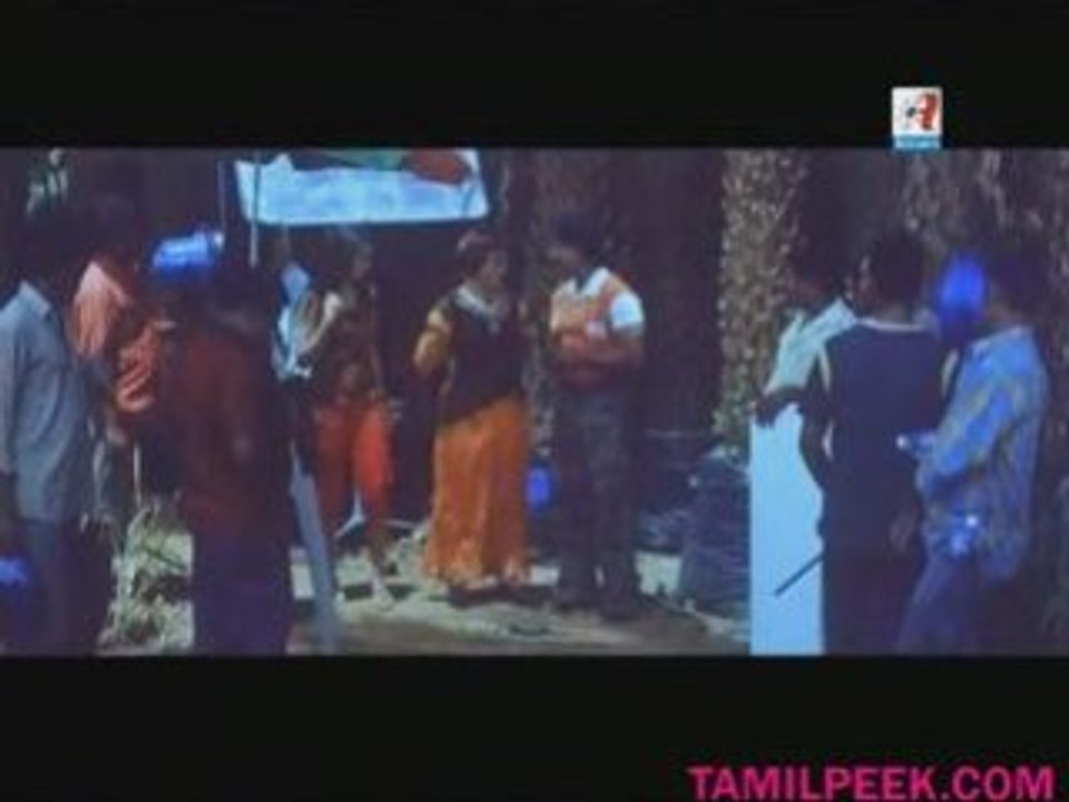 ACTRESS NADIGAI 005