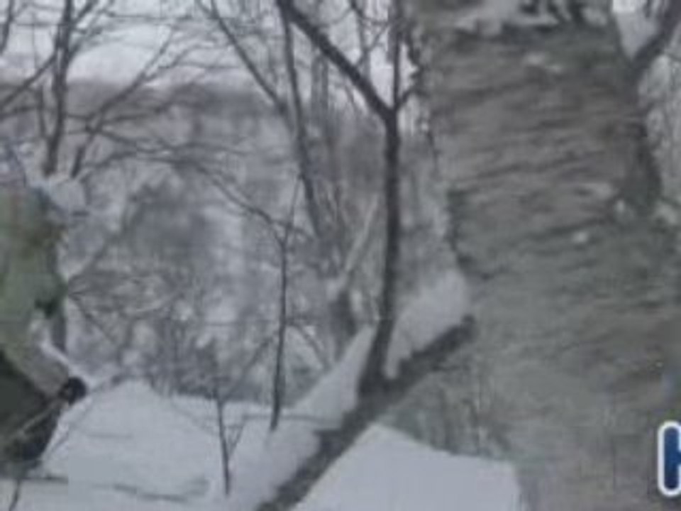 Epic powder snow in Niseko now 17.01.09