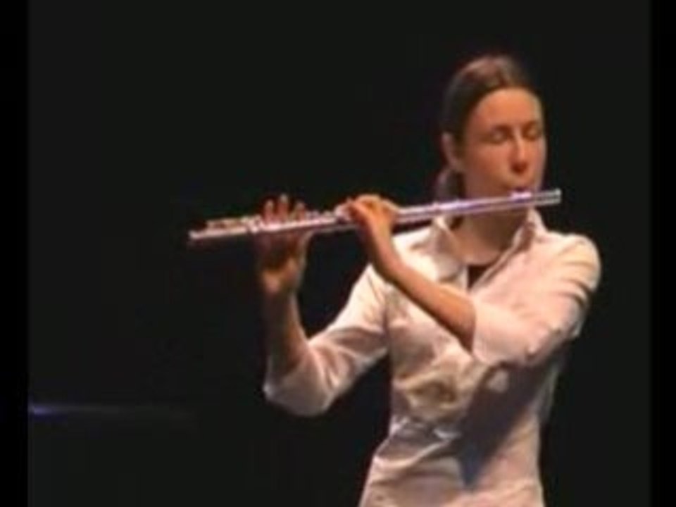 Hélène au Concours de flûte Le Parnasse "Buffet Crampon"