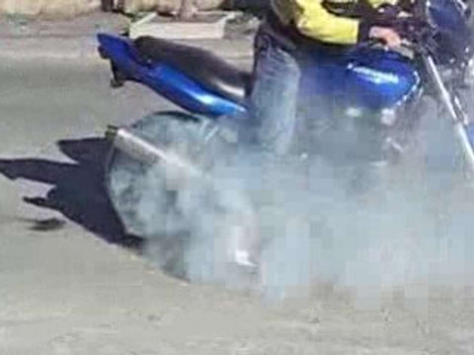 KAWA ZR7 BURNOUT