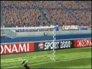Reprise de volée d'Eto'o 35m