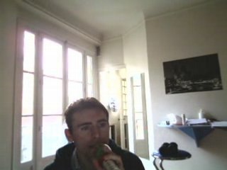 Wiwi égratigne "La belle est arrivée"