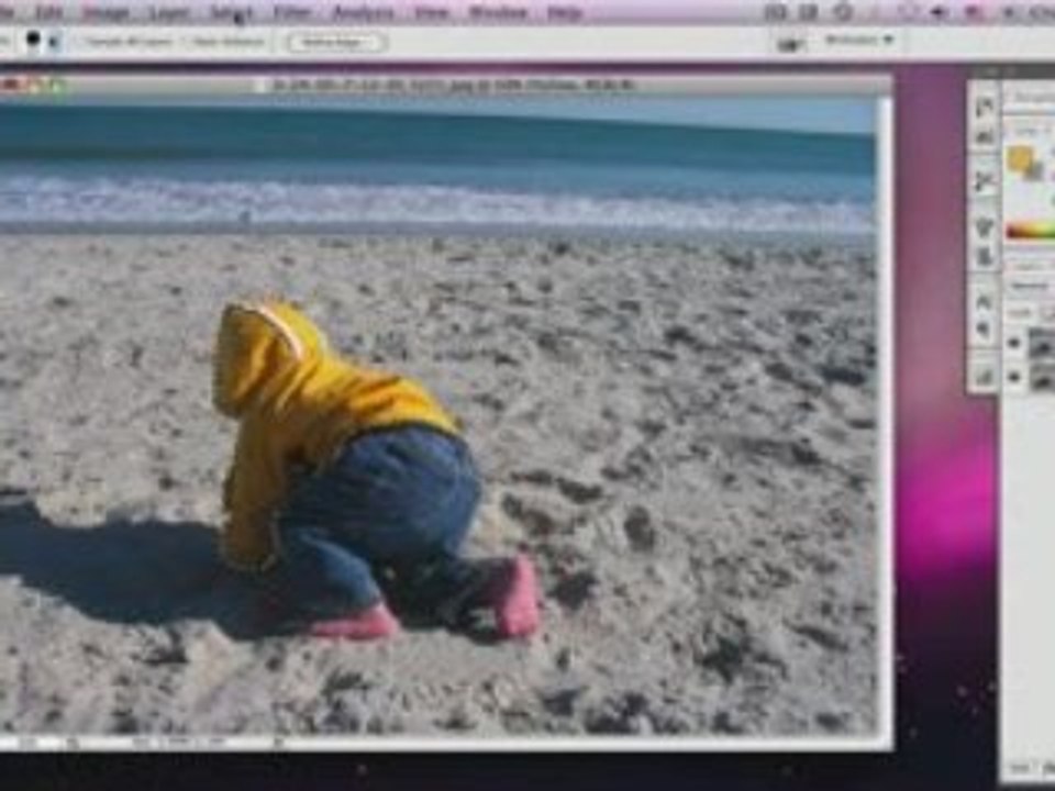 Colorizing One Item in PhotoShop