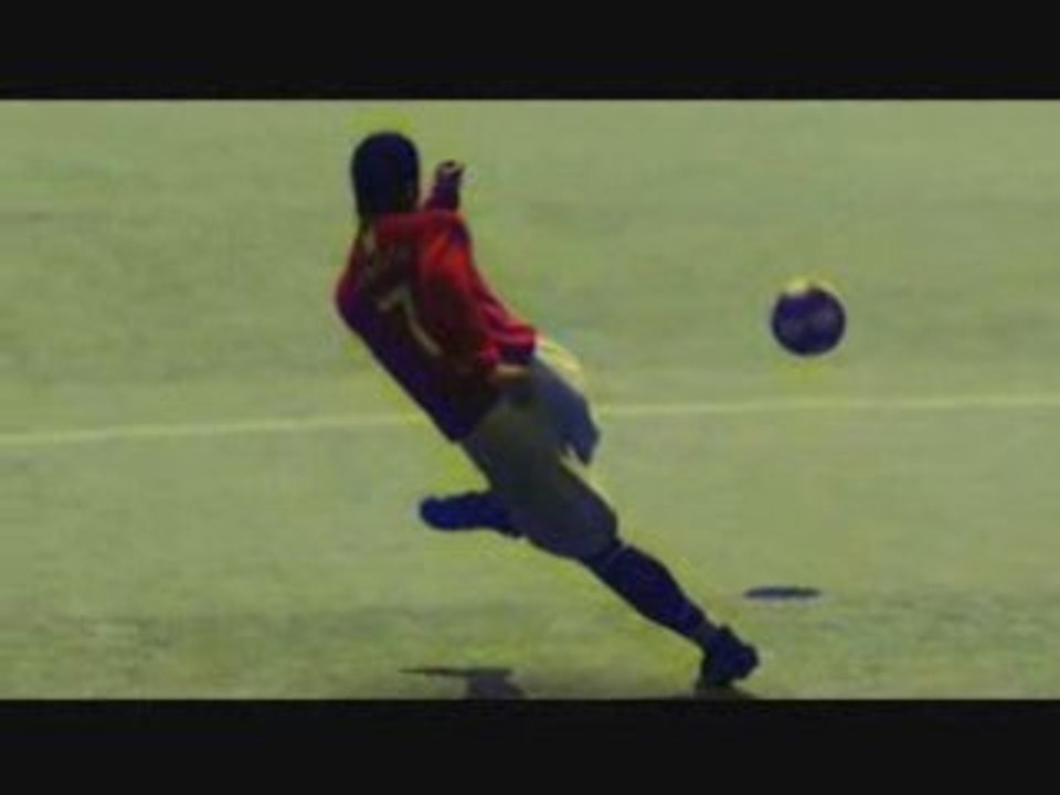 C.Ronaldo reprise 50m lucarne pes2009