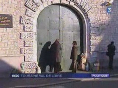 Jean-Patrick Gille visite la prison de Tours
