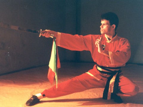 KUNG FU MESTRE GOMES NETO Facão chinês Aluno Rafael AGKF