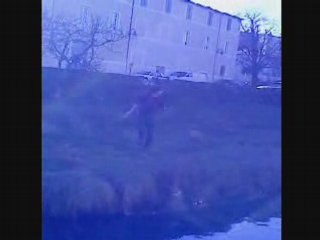 Traverser un pont à bout de bras^^