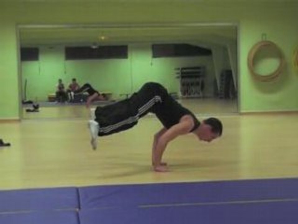 Breakdance Planche pompes push ups