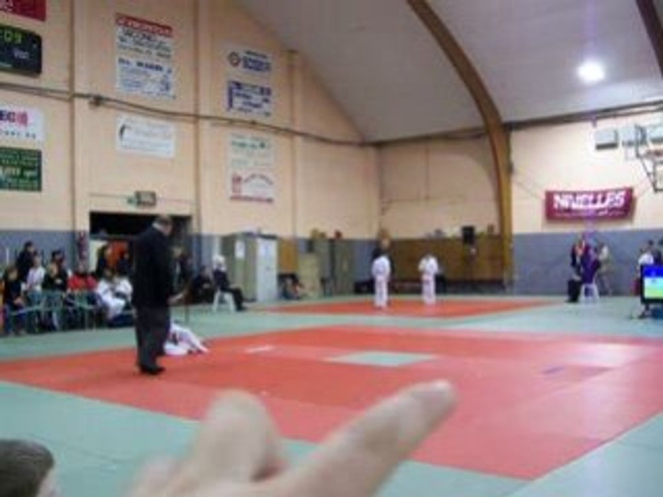 1er combat de judo de julien nivelle 17/01/09