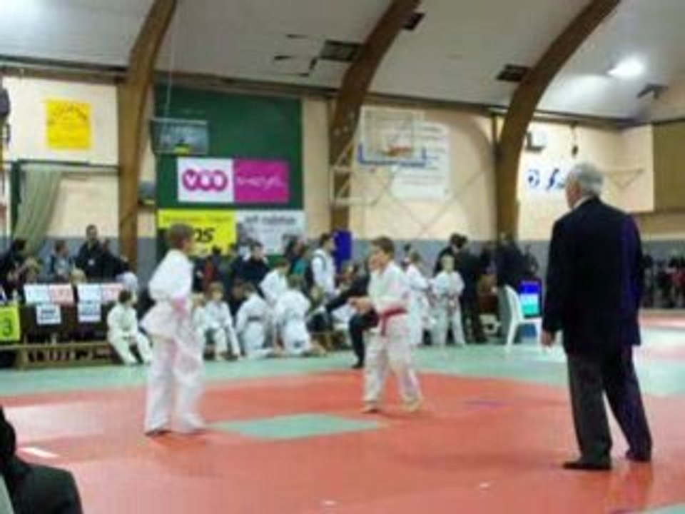 2 ème combat de judo de gérald nivelles 17/01/09