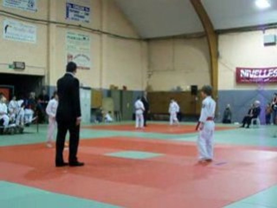 3ème combat de judo de julien nivelles 17/01/09