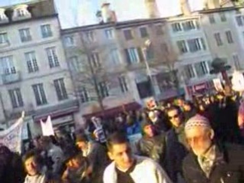 Manif à bourg en bresse contre le massacre israelien a gaza 5/8