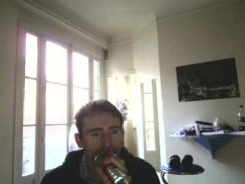 Wiwi égratigne L'aventurier de Jacques Dutronc