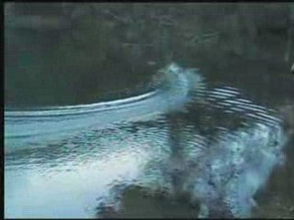 offshore rc Le petit lac Carquei. speed boat La Croix Valmer