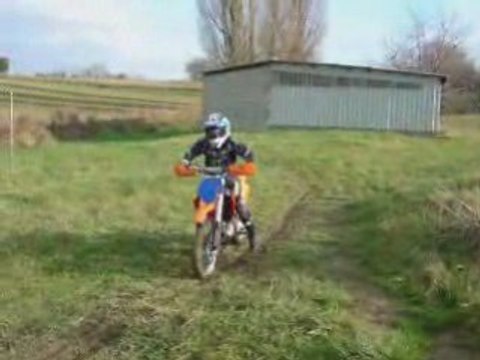 1er tours de roues en KTM65sx_0001