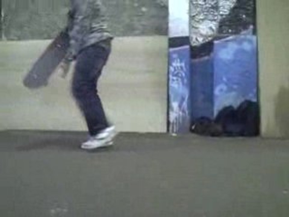 CLIP0044