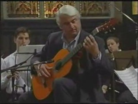 Juan Tomas flamenco guitar concert with chamber orchestra