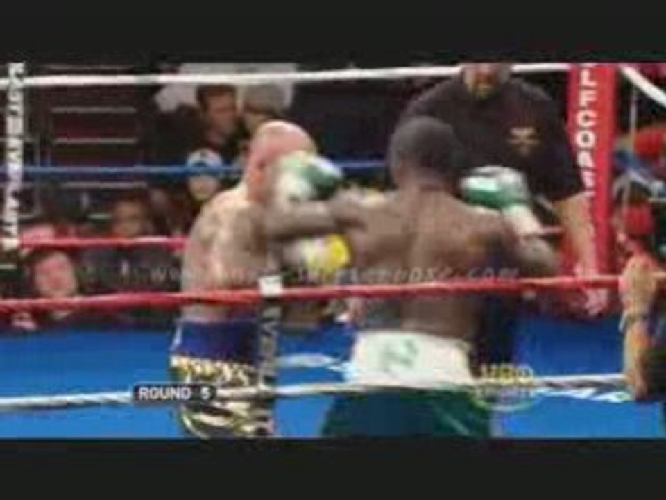 Andre Berto vs Luis Collazo __ Part 2