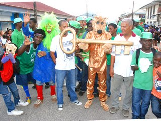 Valval 2009 lance officiellement le carnaval à Saint-Laurent