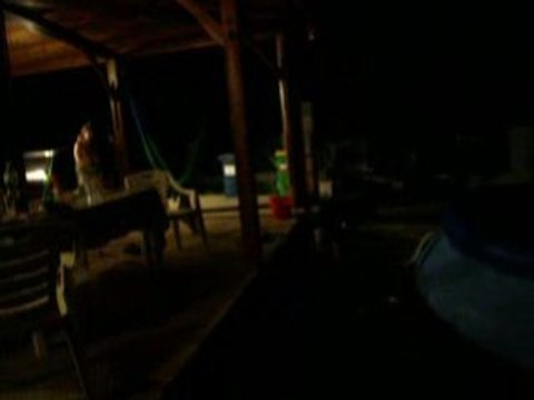 régis a la reunion dans la piscine