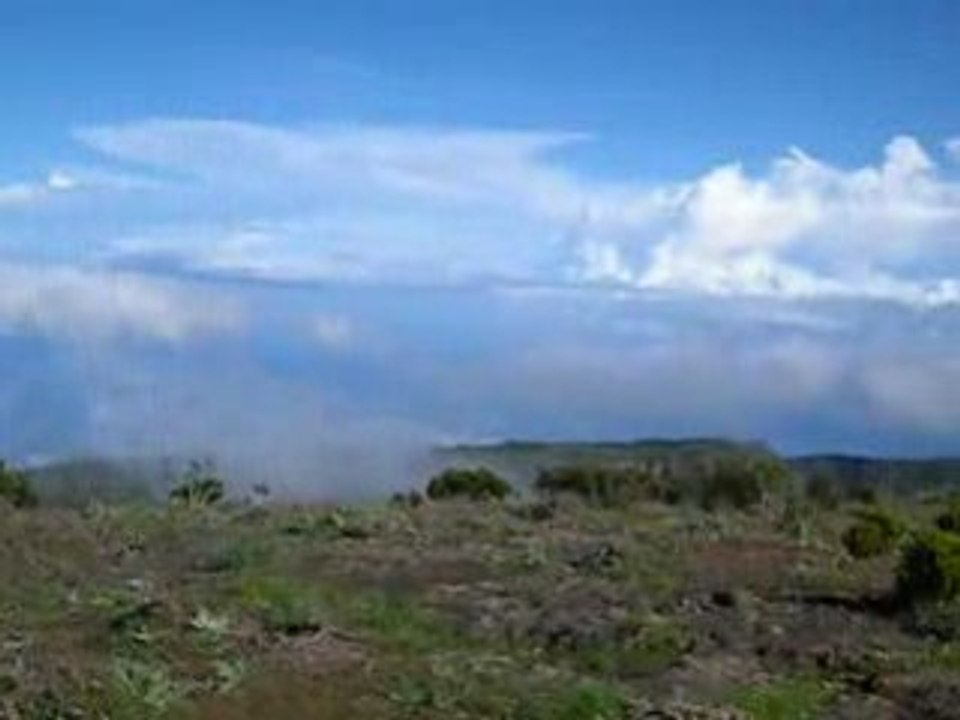 Vue du Piton Maïdo sur la baie de Saint-Paul