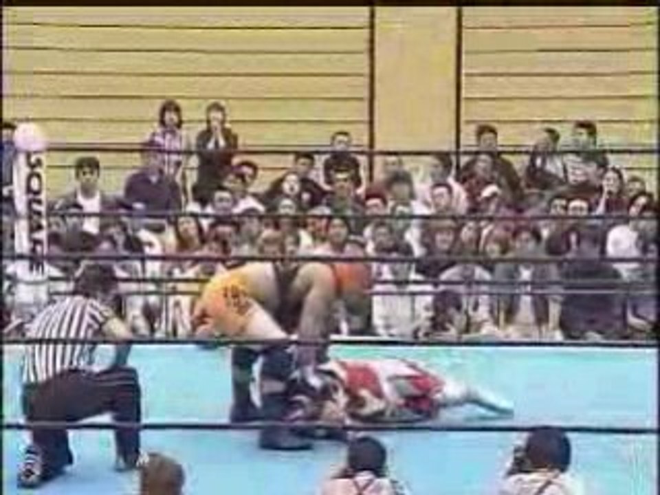 NJPW - Jushin Thunder Lyger Vs Curry Man