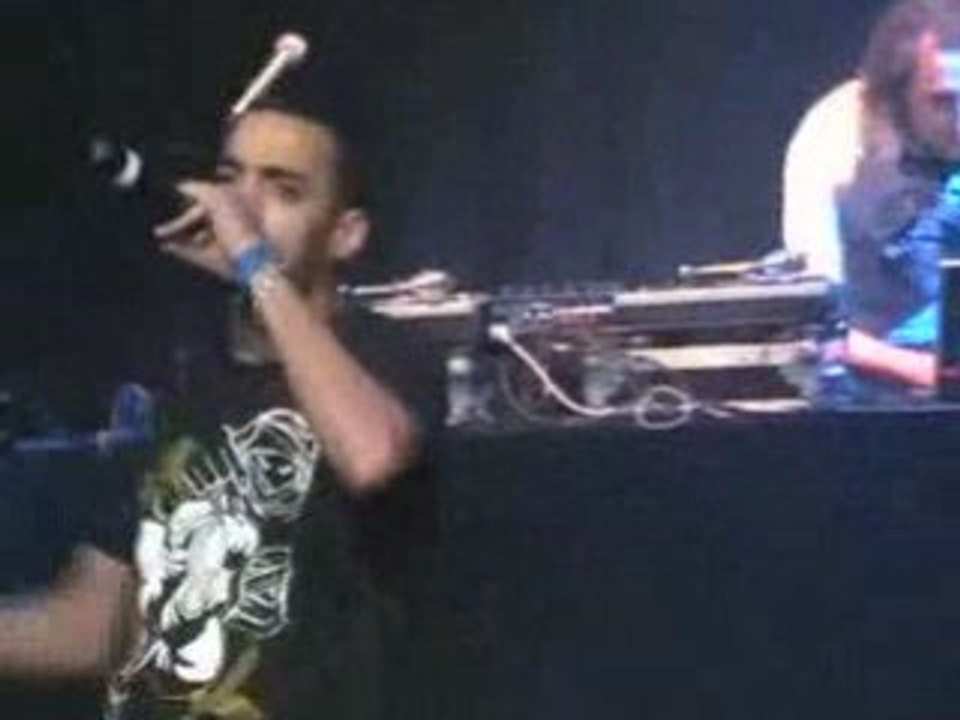 Scred connexion - Au milieux de jaloux LIVE www.rapadonf.fr