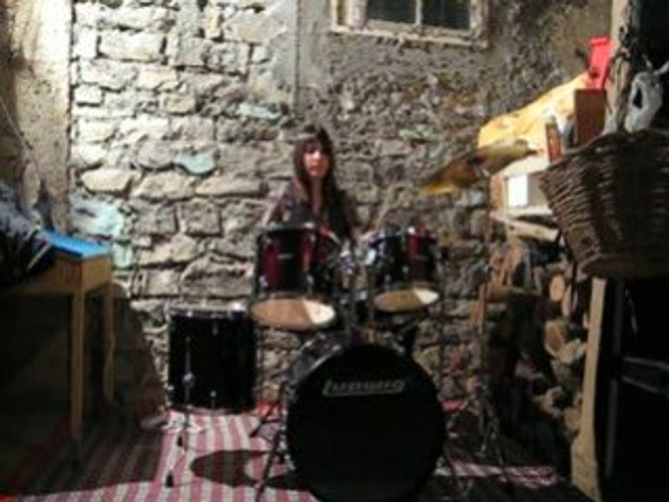 Mes débuts à la batterie 3