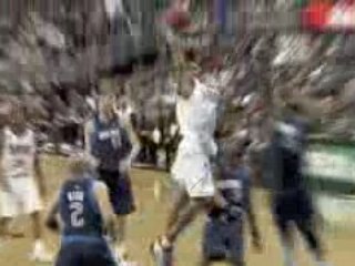 NBA Andre Iguodala frustration on Erick Dampier.