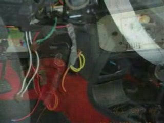 205 gti volée et saccagée par des enculés