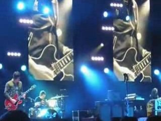 Oasis - Don't Look back in Anger (live @ Zenith Nantes)