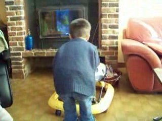 Noah fait le clown matthieu mort de rire