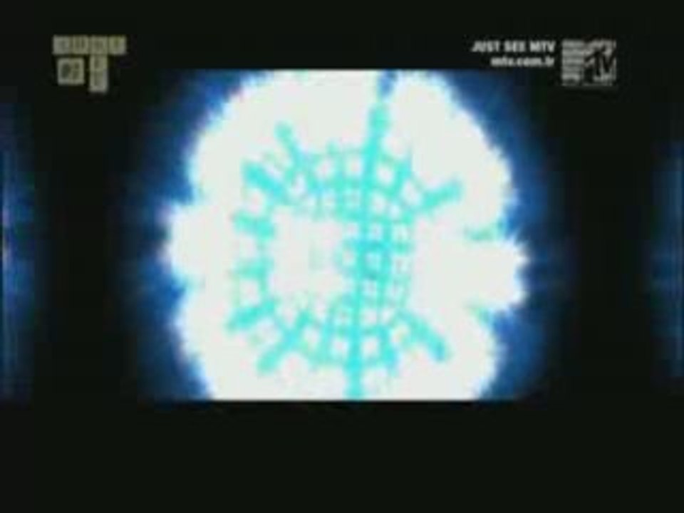 Nükhet Duru - Yalniz Daha Iyiyim (2009) by Aluxton