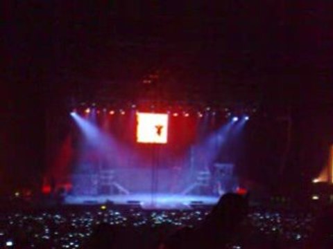 Chris Brown au Dôme : Entrée1