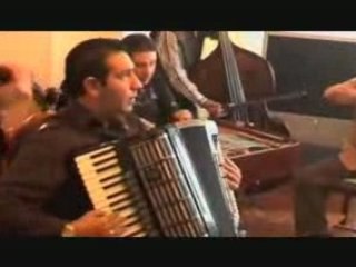 Ensemble Sentimento Gipsy Paganini dirigé par Gyula Horvath