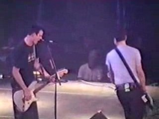 09 Blink-182 - The Country Song and Dammit  (Chicago 1999)