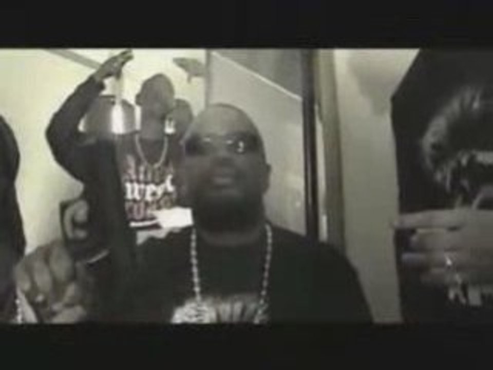 Clip Alpha 5.20 Ft La Comera Et Salif - Gunz Popin Exclu