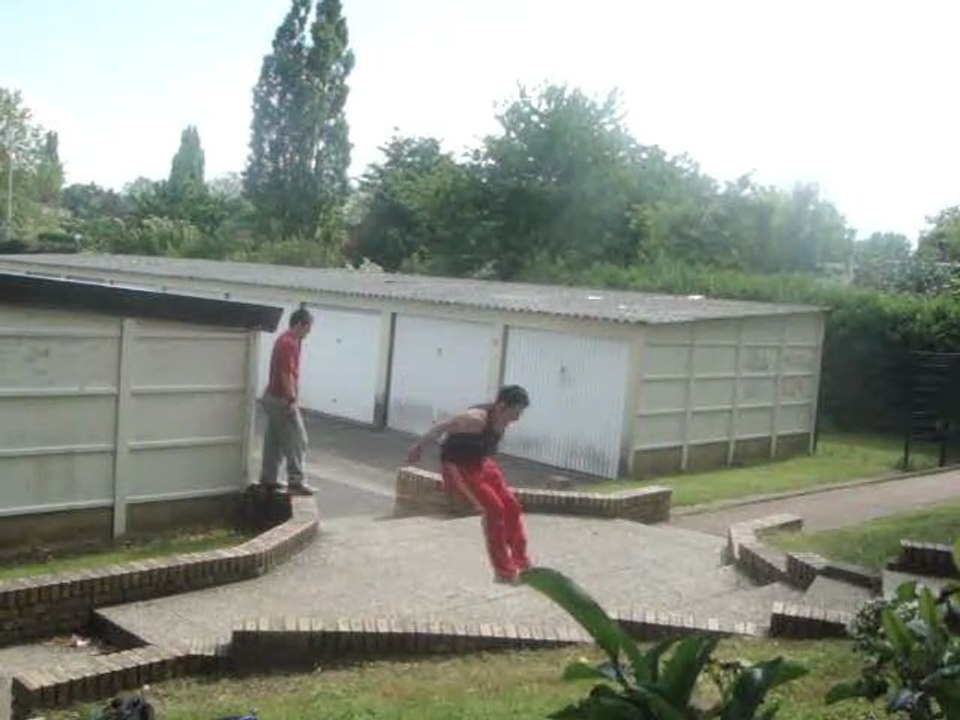 Traceur Zeno [Glasgow Parkour] 2008