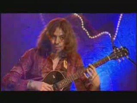 Lil Darling canta Milord di Edith Piaf