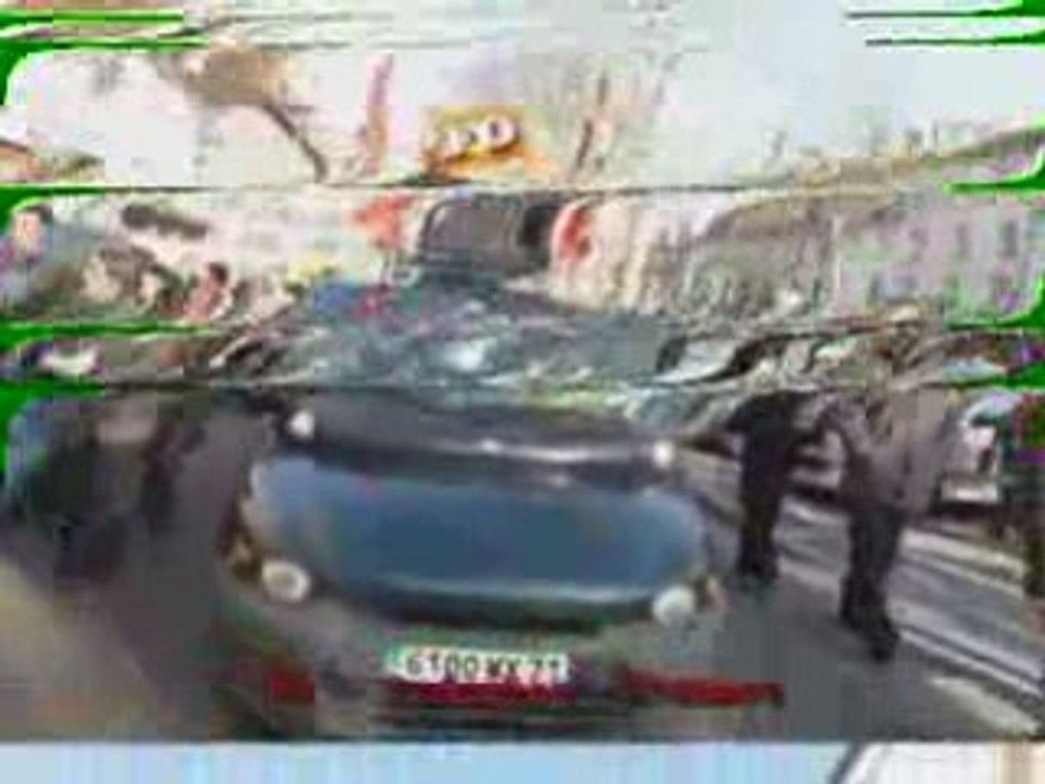 CHALON SUR SAONE 2000 MANIFESTANTS FO