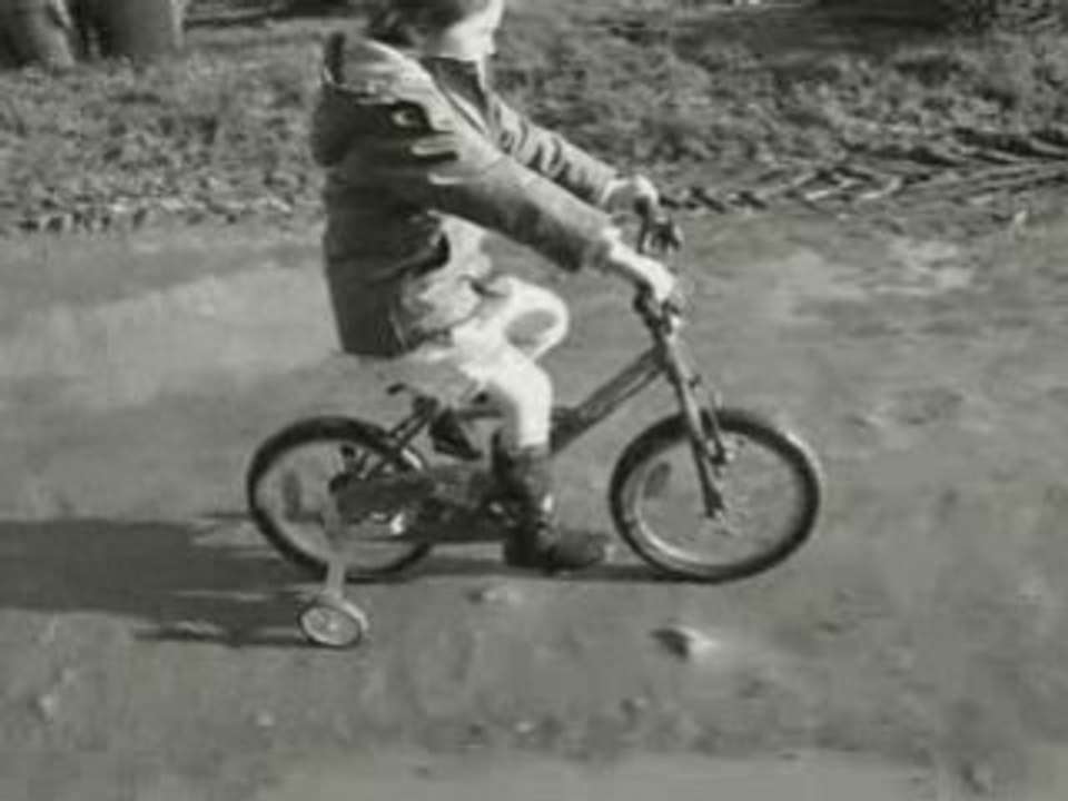 lucy velo