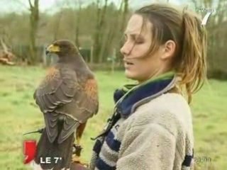 Portrait : Nathalie Bothorel, dresseuse de rapaces