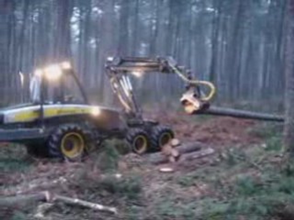 Abatteuse PONSSE - ERGO