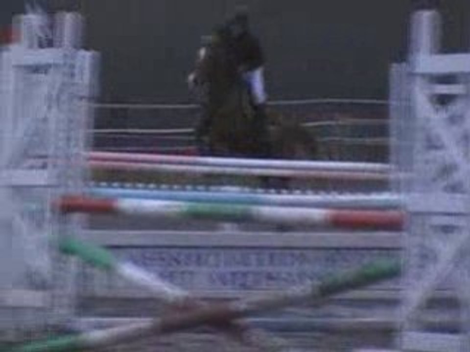 MOV084