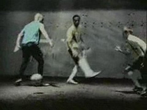 Pub Nike - Henry Cantona figo ronaldo