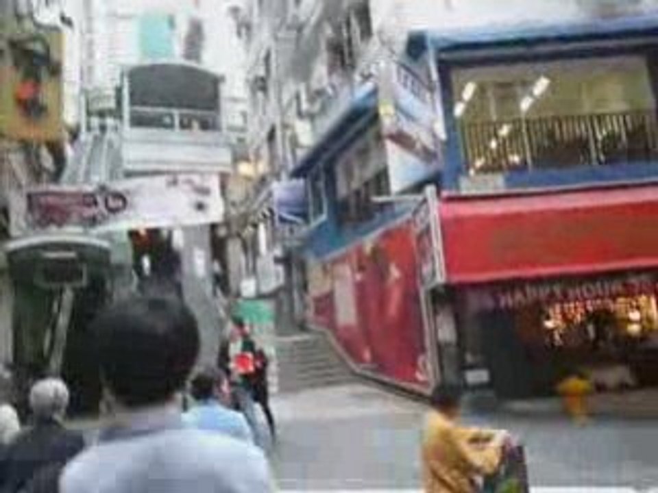 世界一長いエスカレーター