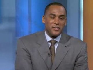 NBA LeBron James has major flaws with his shot.