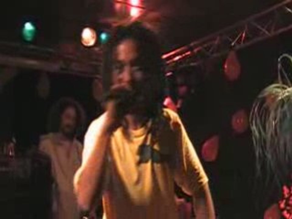 Poupa live (paradox) Le panorama Aubenas 07 Ardeche