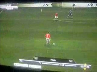 Frappe de Giggs par Mustapha